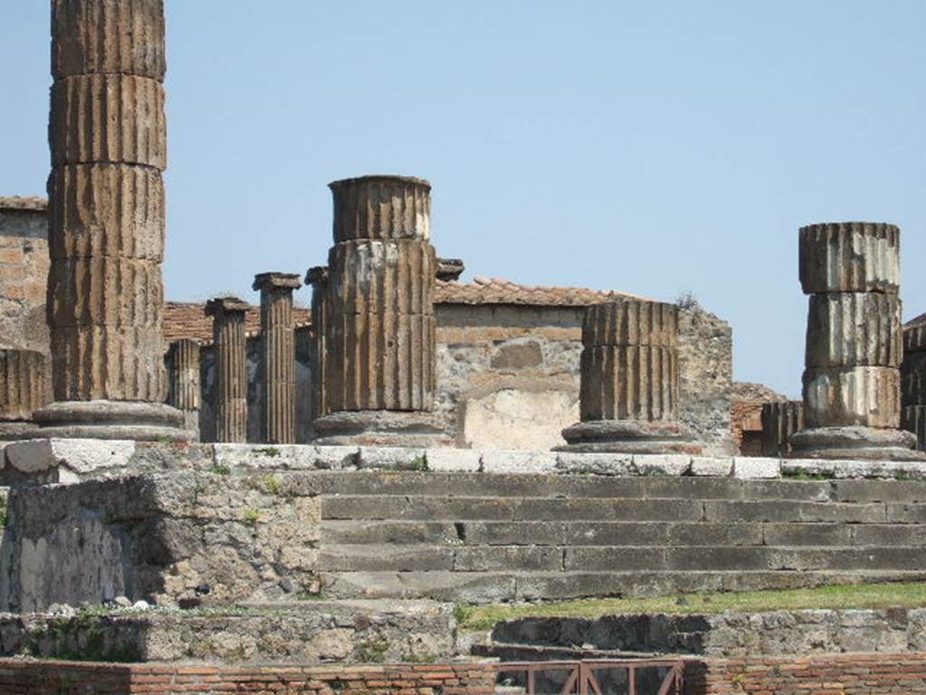 Vii Pompeii Temple Of Jupiter Steps Leading Up The Podium